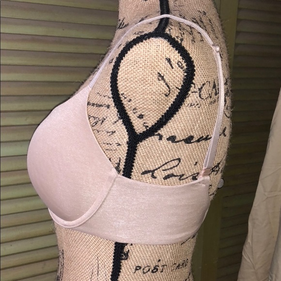 Victoria’s Secret beige adjustable straps bra - Picture 3 of 8